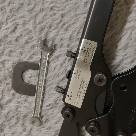 Apollo PEX Crimp Tool Kit 1/2" Crimp Adjustment Wrench - Picture 4 of 7
